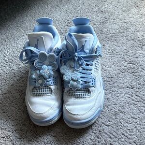 Jordan 4 flower forget me not sneakers